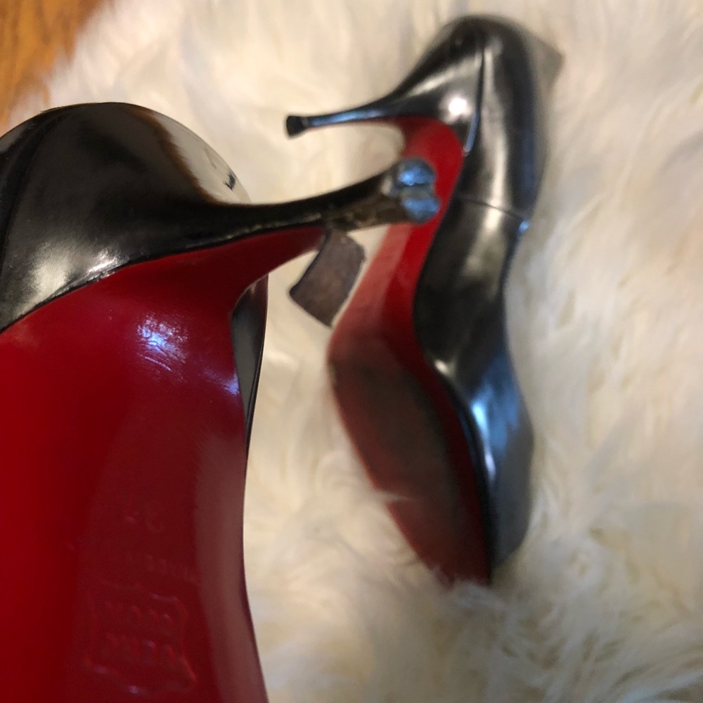 Christian Louboutin dark silver peep toe heels